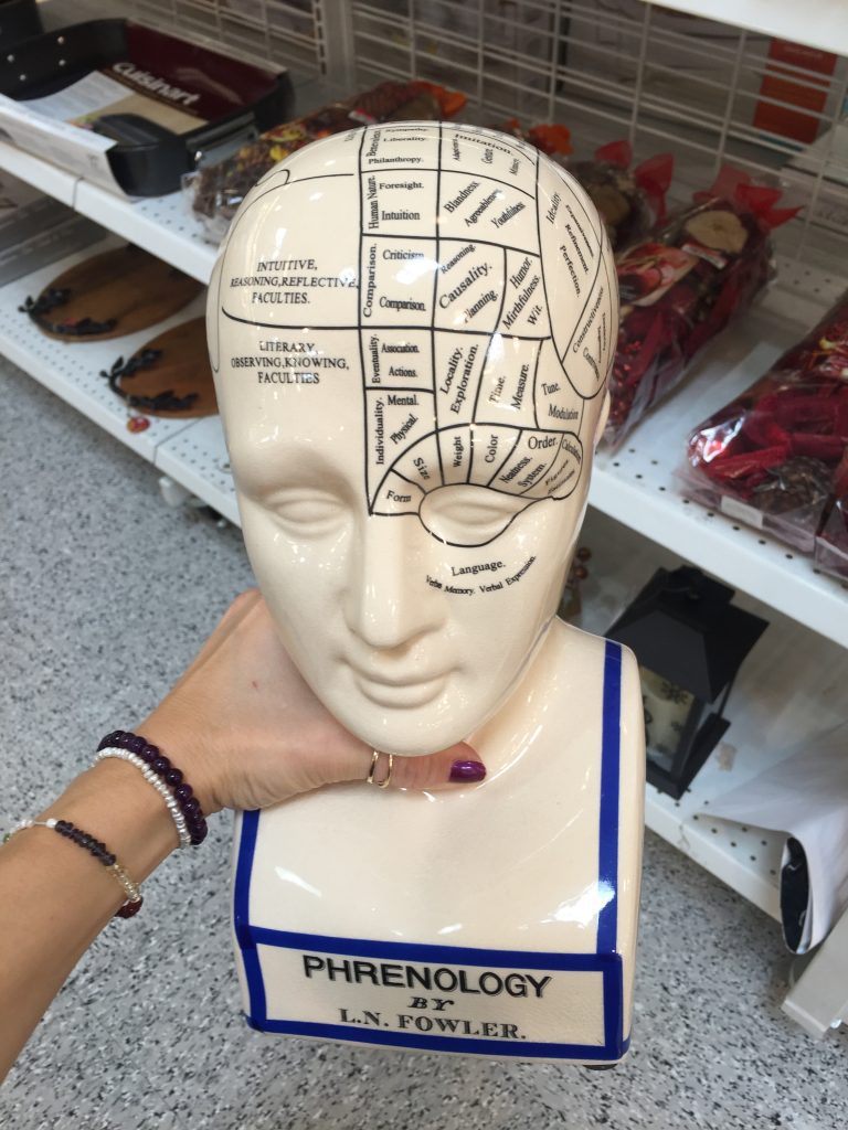ceramiczna głowa